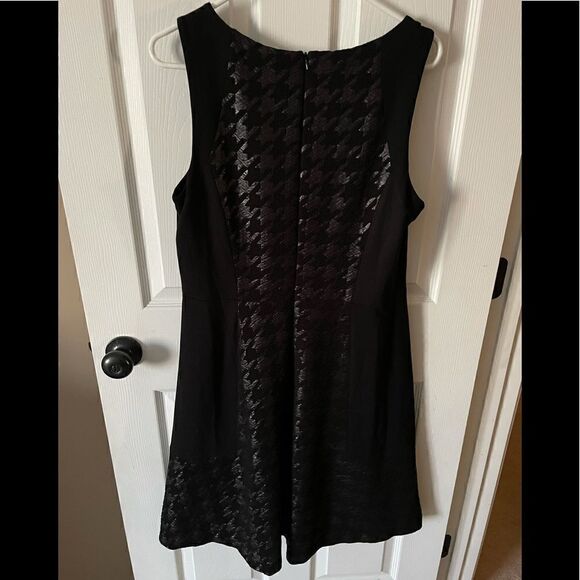 Women’s NYDJ faux leather black a-line dress size 12 - Picture 3 of 4